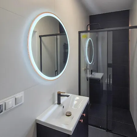 4 Bedroom Gorgeous In Kamien Pomorski