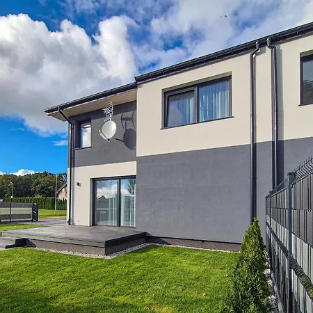 4 Bedroom Luxurious In Prázdninový dům *