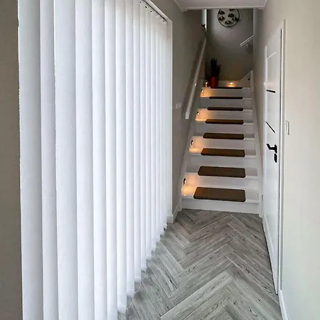 4 Bedroom Gorgeous In